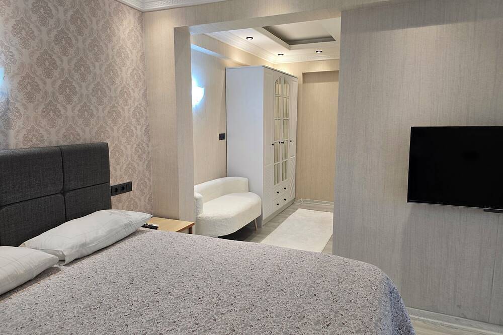 Entire apartment, Charming 1-Bedroom Apartment in the Heart of Kemer in Kemer, Antalya Province