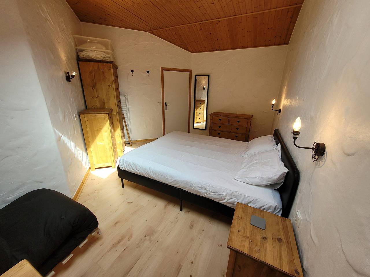 Apartamento entero, Apartamento luminoso con terraza, aparcamiento y Wifi en Les Gets in Les Gets, Les Portes du Soleil