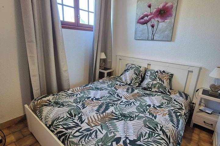 Location de vacances pour 4 personnes, avec Jacuzzi et Terrasse à Longueville - 2