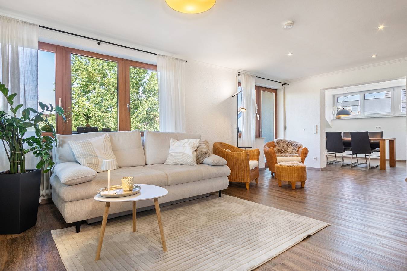 Apartamento entero, Apartamento Gartenblick Tettnang con terraza cubierta in Tettnang, Region Bodensee-Oberschwaben