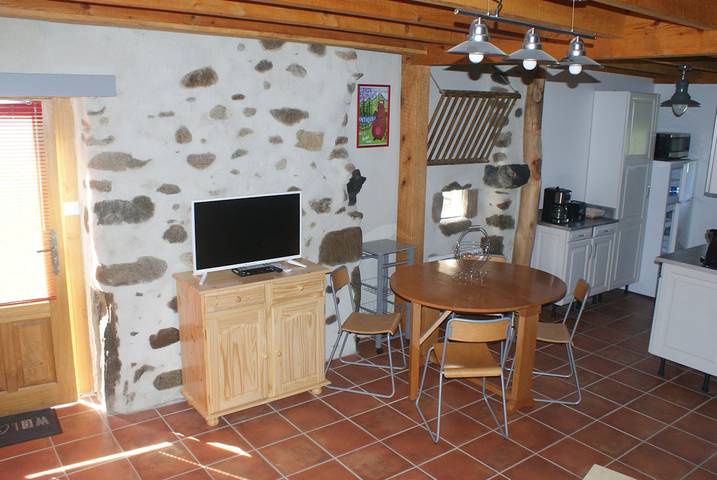 Gîte pour 6 personnes, avec jardin et terrasse à Campan - 2