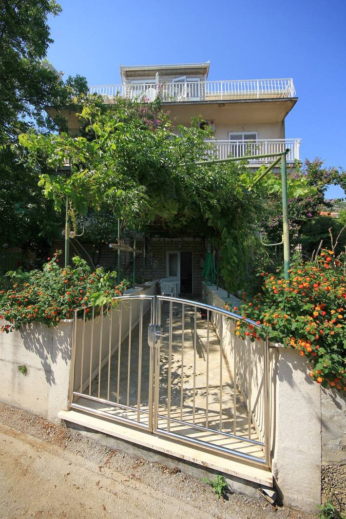 Ganze Wohnung, 2-Zimmer-Ferienwohnung am Strand Viganj, Peljesac A-633-c in Viganj, Dubrovnik-Neretva
