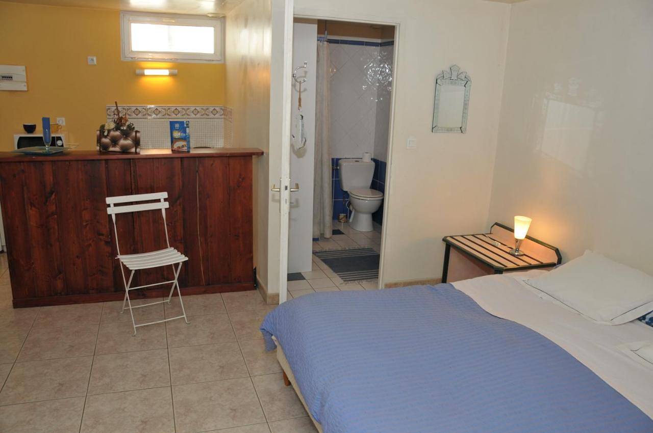 Appartement entier, Studio au manoir in Saint-Jouan-des-Guérets, Région de Saint-Malo