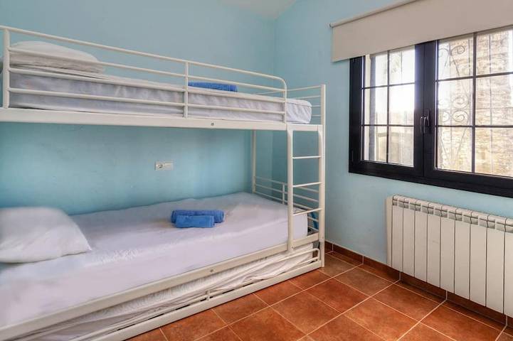 Finca für 4 Personen, mit Pool und Garten in Pals - 3