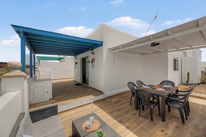 Apartamento entero, Casa Kalendra Rofe - A 200 metros de la piscina natural in Los Cocoteros, Teguise