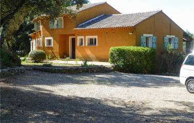 Location de vacances pour 12 personnes à Entrecasteaux