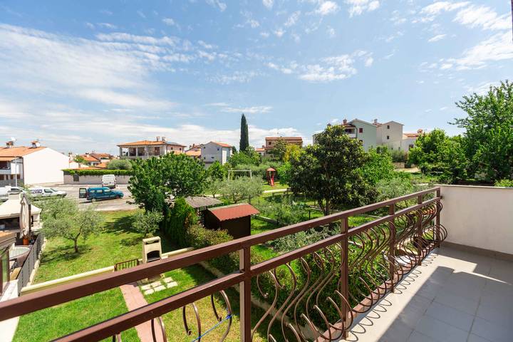 Ferienhaus für 7 Personen, mit Garten und Balkon, mit Haustier in Poreč - 4
