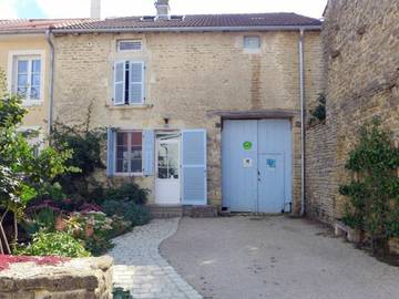 Gîte pour 7 personnes, avec jardin, animaux acceptés dans Haute-Marne