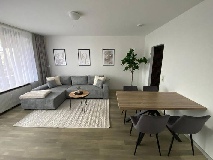 Ferienwohnung für 5 Personen, mit Balkon und Pool sowie Sauna und Ausblick in Lahnstein
