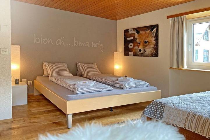 Ganze Wohnung, Casa Radieni, Flond, (Flond), 37000B in Mundaun, Obersaxen-Mundaun
