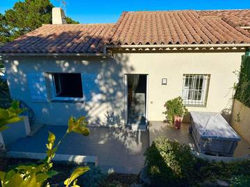 Cottage pour 4 personnes, avec vue et terrasse dans Plage de Mare e Sole