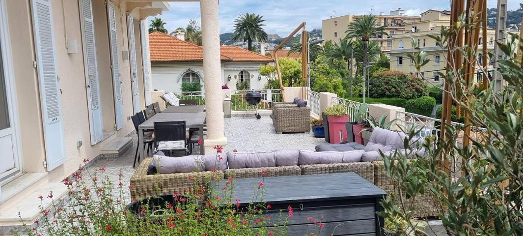 Villa pour 12 personnes, avec Balcon ainsi que Terrasse et Jardin à Cannes - 3