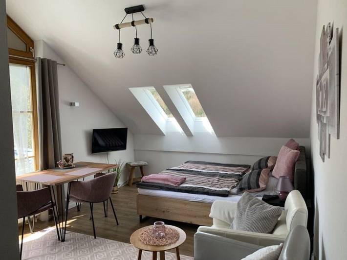 Ferienwohnung für 2 Personen, mit Balkon und Garten in Langfurth (Bayern)