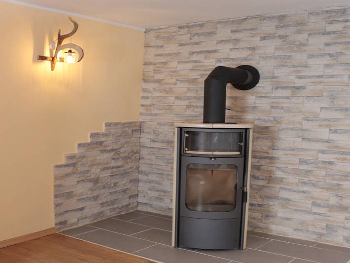 Ganze Ferienwohnung, Ferienwohnung Emmi - Ferienwohnung Emmi mit 2 Räumen in Rudolstadt, Saaleland