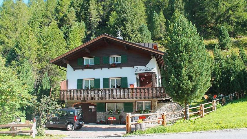 Appartamento per 5 persone, con Terrazza e Giardino nonché Panorama a Solda
