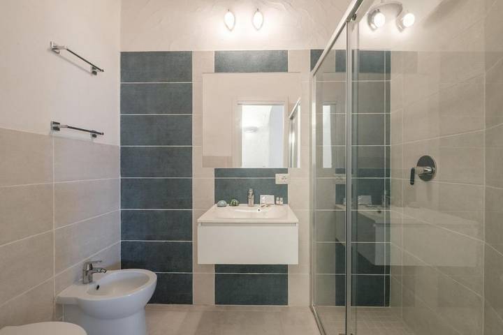 Villa pour 10 personnes, avec terrasse ainsi que vue et jardin dans La Maddalena - 4