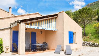 Gîte pour 6 personnes, avec piscine et jardin à La Roche-sur-le-Buis