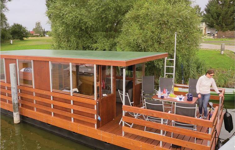 Hausboot für 6 Personen, mit Terrasse in Brandenburg - 2