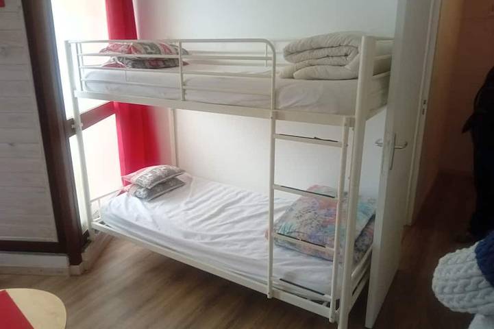 Ganze Wohnung, T2Bis apartment at the foot of the slopes /residence euroneige in Gourette, Eaux-Bonnes
