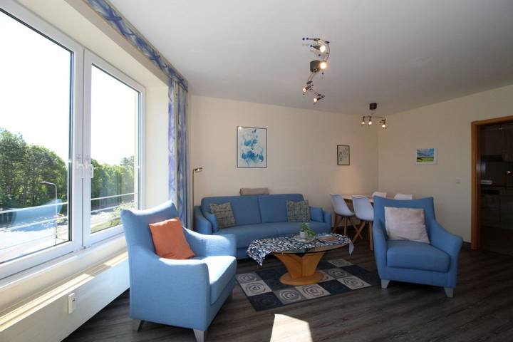 Ferienwohnung für 4 Personen, mit Balkon und Whirlpool sowie Sauna - 1
