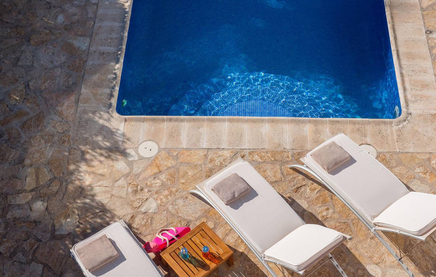 Apartment mit Meerblick, Pool, Küche und Wifi - 2 km zum Strand in Santa Eulària des Riu, Ibiza Osten