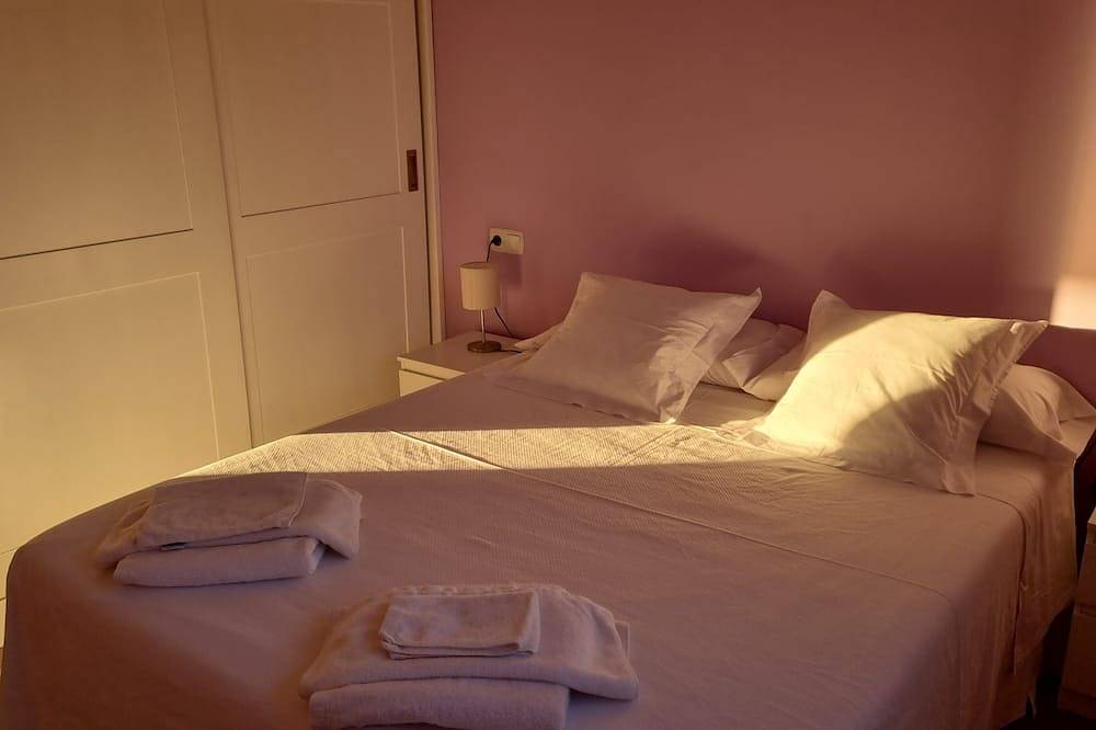 Entire apartment, Apartamento La Casica in Moratalla, Murcia Inland