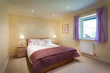 Log Cabin for 6 People in White Cross Bay, Cumbria, Photo 1