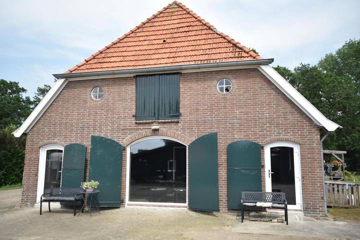 B&b voor 2 personen, with Terras and Tuin as well as Uitzicht in Dalfsen
