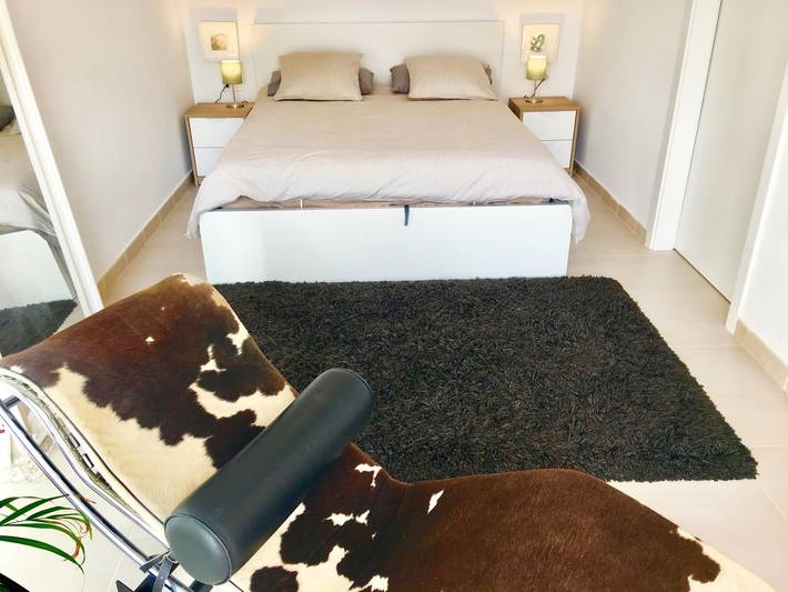 Location de vacances pour 6 personnes, avec terrasse et piscine à Cubelles - 3