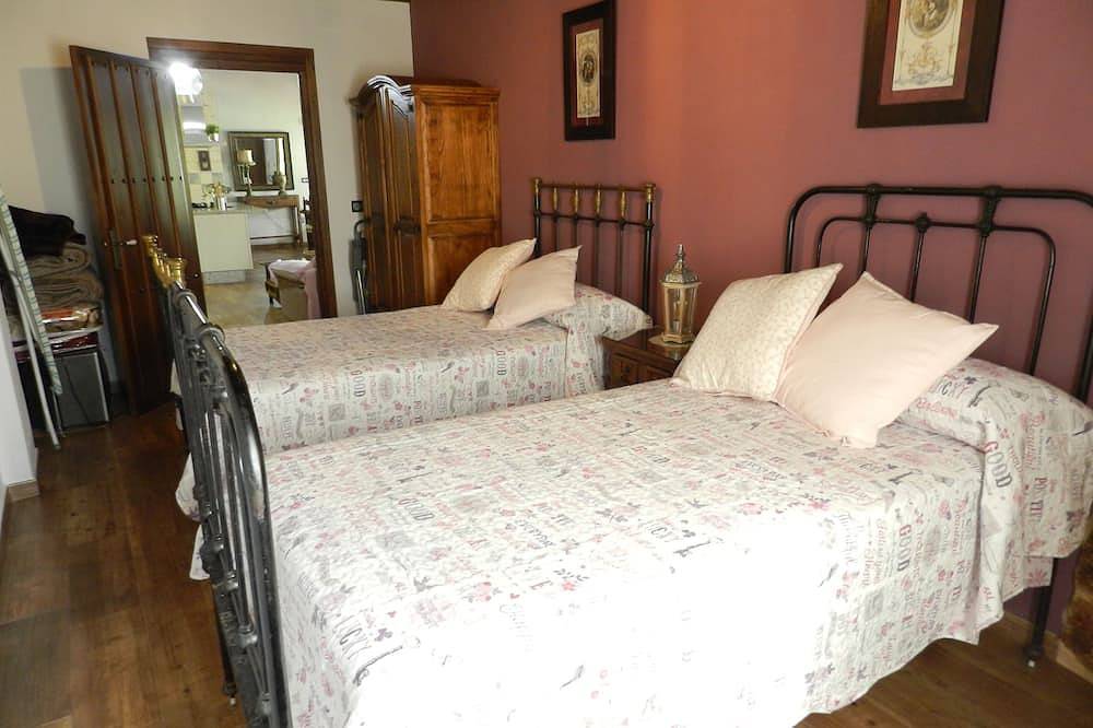 Casa rural con piscina privada y buena comunicación(ofertas especial marzo ) in El Padul, Provincia de Granada