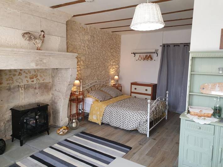 Chambre d’hôte pour 4 personnes, avec Terrasse et Jardin à Saint-Privat-des-Prés