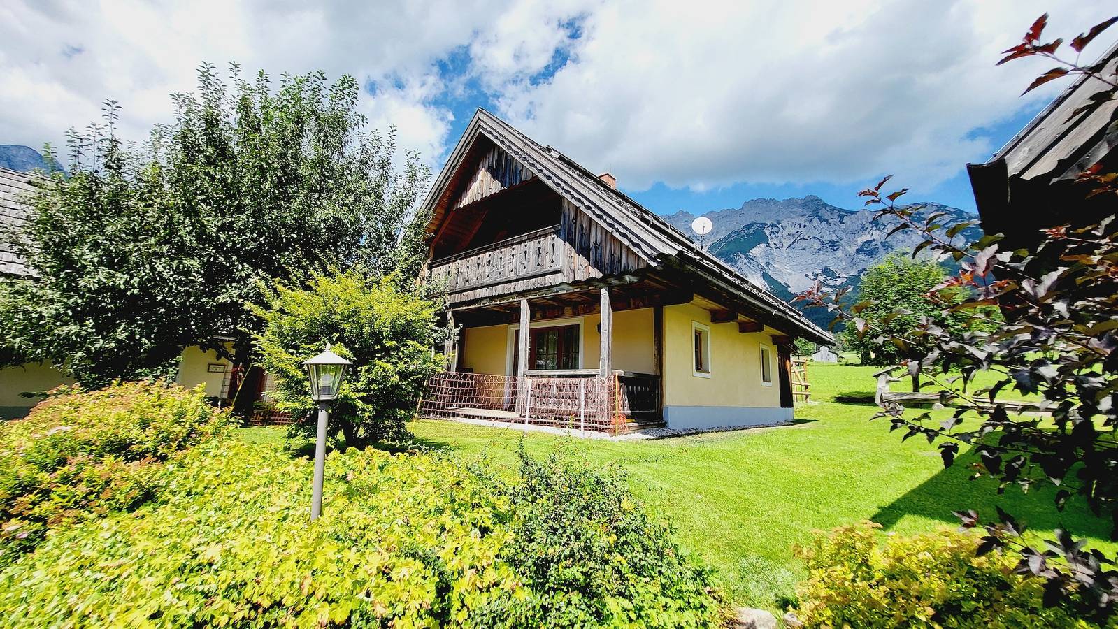 Stodertraum 3 "Löwenzahn" by Alpenidyll Apartments in Gröbming, Schladming-Dachstein