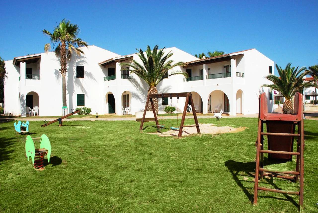 Appart’hôtel pour 4 personnes avec jardin in Cala Blanes, Ciutadella