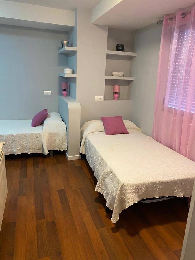 Location de vacances pour 8 personnes, avec balcon à Las Navas del Marqués - 2