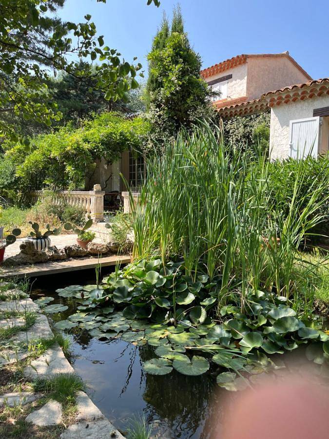 Le Chêne Et L'Eau in Roquebrune-sur-Argens, Côte méditerranéenne (France)
