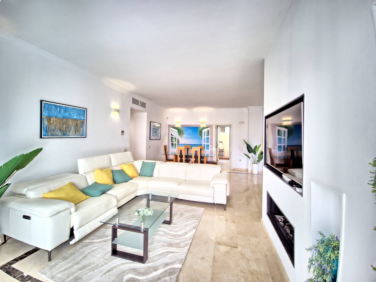 Apartamento inteiro, Apartamento de luxo em Marbella com terraço e jardim in Artola, Marbella