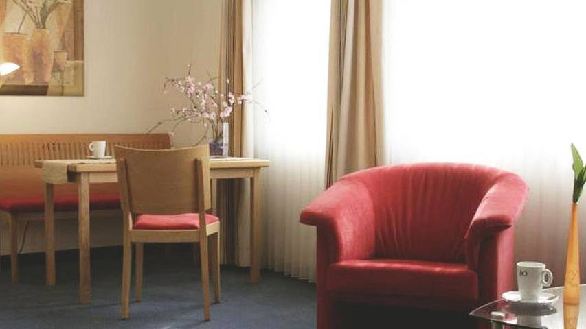 Ferienwohnung für 4 Personen, mit Balkon/Terrasse und Terrasse sowie Sauna, mit Haustier in Hohenlohe - 3