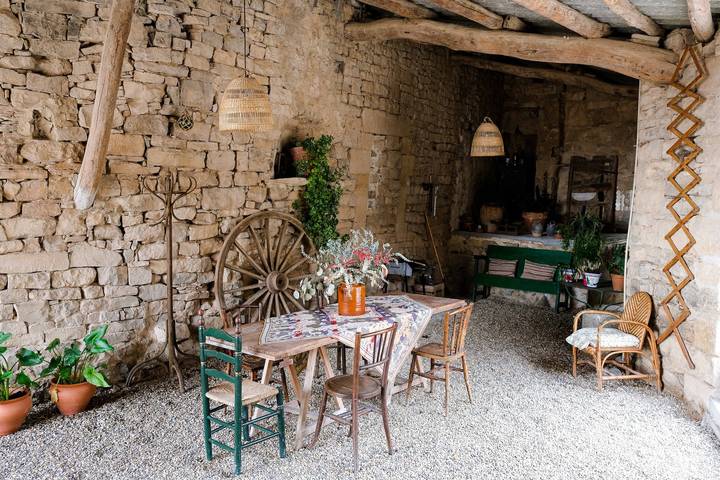 Holiday Home 'Comalats' with Private Pool, Private Terrace and Wi-Fi in Montoliu de Segarra, Costers del Segre