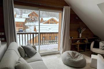 Gîte pour 3 personnes, avec vue et balcon à Pelvoux