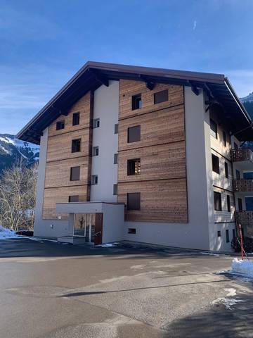 Cottage pour 4 personnes, avec terrasse, animaux acceptés à Champéry