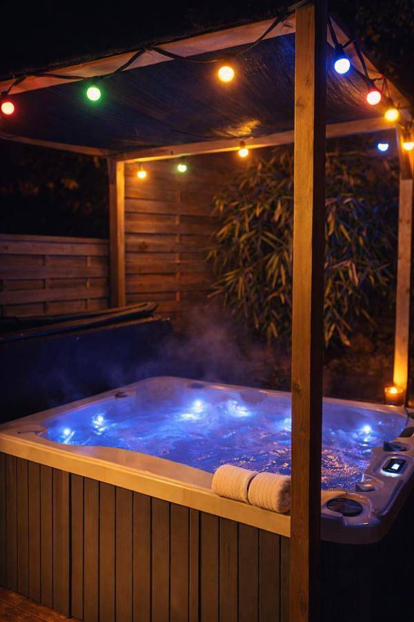 Location de vacances pour 4 personnes, avec piscine ainsi que jardin et vue à La Crau - 4