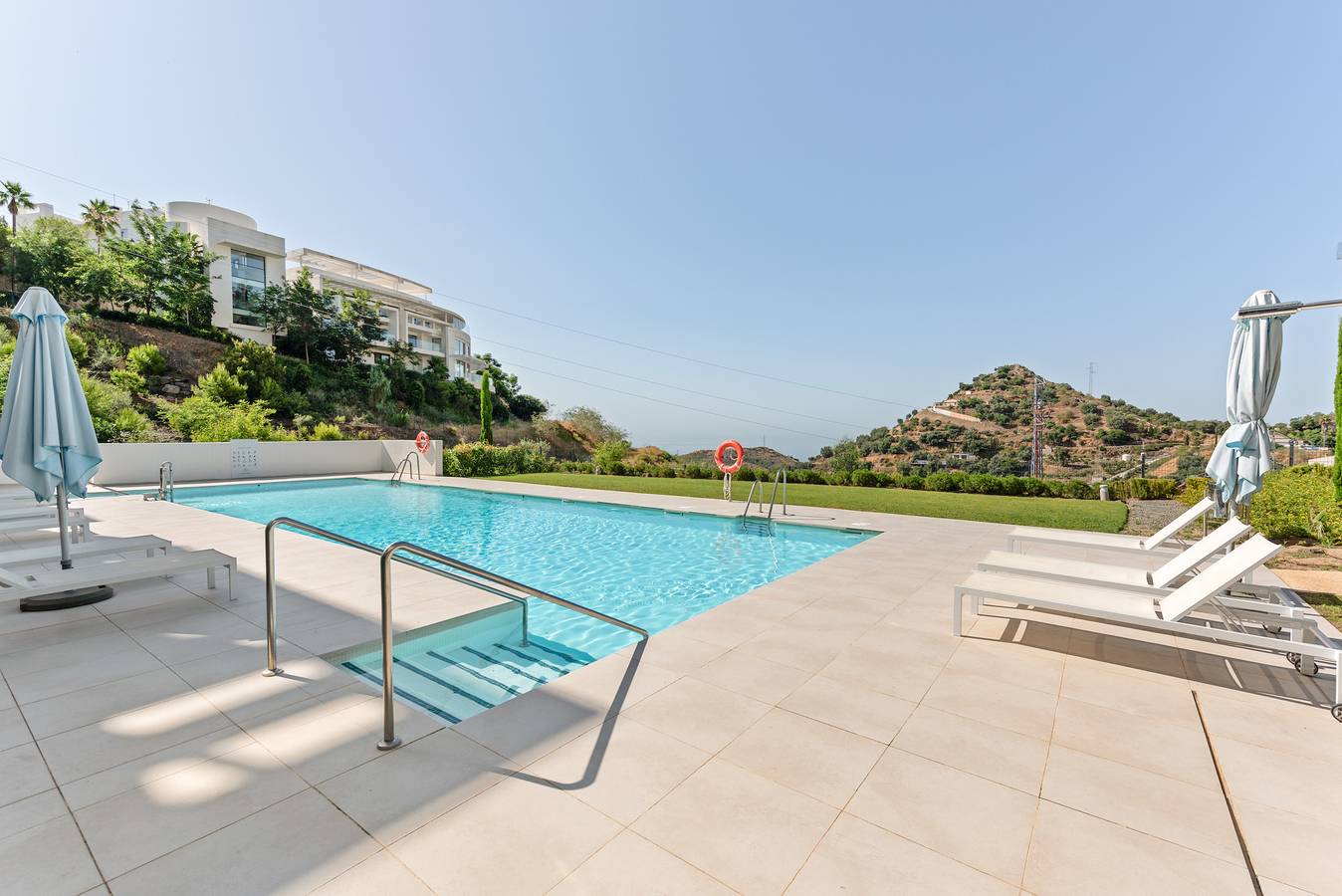 Entire apartment, Apartment 'Palo Alto' with Sea View, Wi-Fi and Air Conditioning in Ojén, Sierra de las Nieves