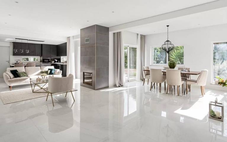 Location de vacances pour 6 personnes, avec terrasse et jardin ainsi que piscine et vue, animaux acceptés dans Santo Estevão