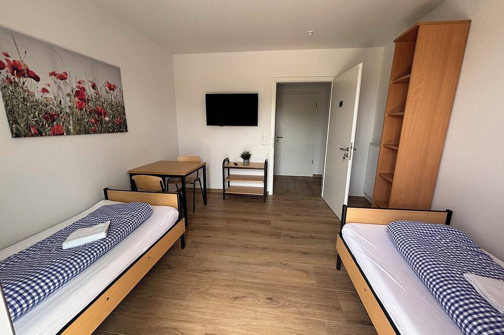 Ganze Wohnung, Moderne Ferienwohnung nähe Cloppenburg zu vermieten 3 Zimmer, Küche, Bad in Cappeln (Oldenburg), Naturpark Wildeshauser Geest