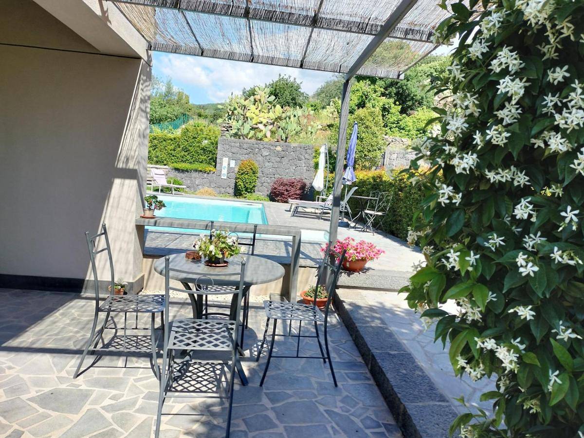 Standard Double Room in Viagrande, Etna