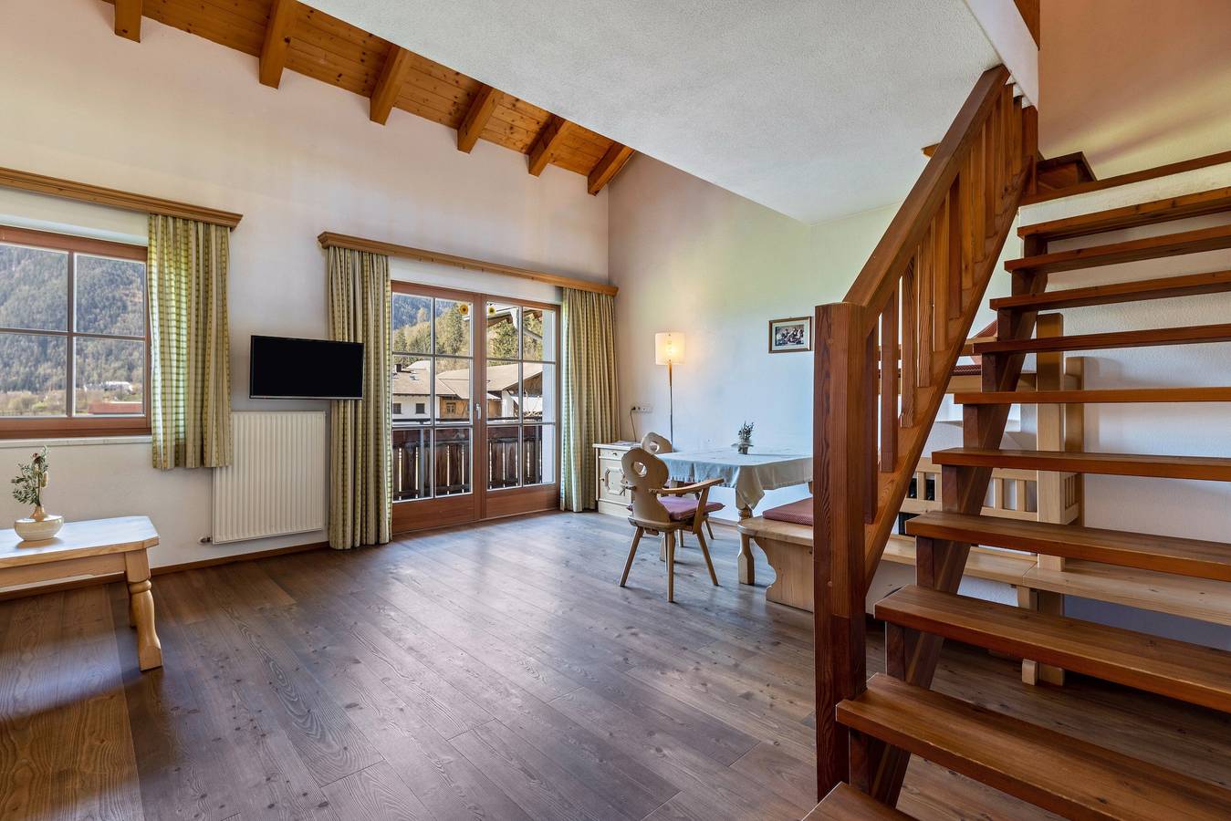 Ganze Wohnung, Ferienwohnung 'Peintenhof Typ B' mit Bergblick, Balkon und Wlan in Taufers, Sand in Taufers