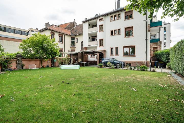 Ferienwohnung für 7 Personen, mit Balkon und Garten in Worms