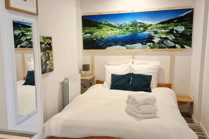 Apartamento entero, The Walsh Bien Rare, Calme Dans une Cour Privé Sans Passage ni vi à vi in Bourges, Región de Bourges