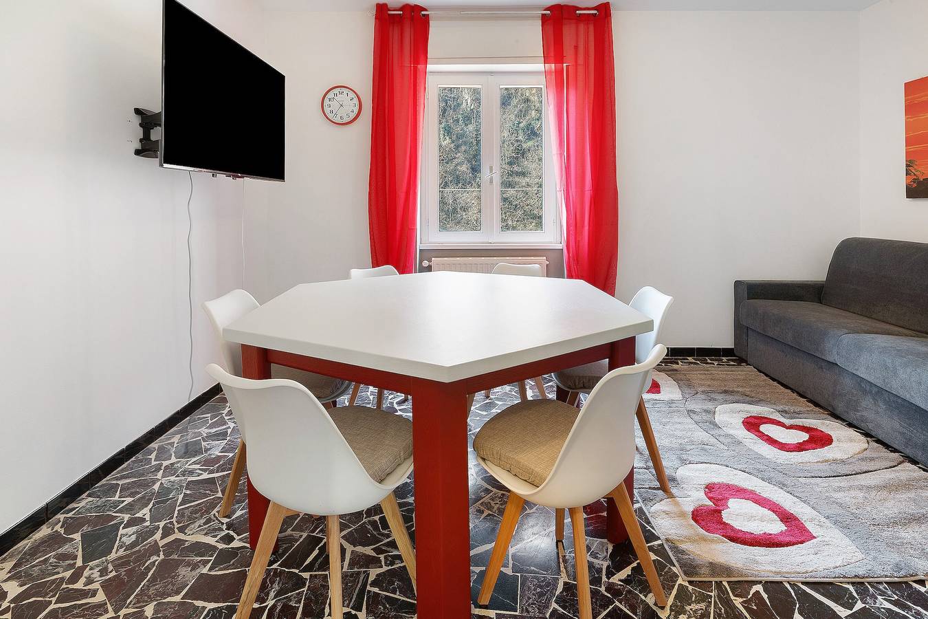 Ganze Wohnung, Ferienwohnung 'Rosso Bernina' mit Bergblick in Tirano (stadt), Tirano