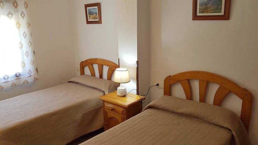 Casa rural para 10 personas, con terraza, Familias con niños en Benamahoma - 3